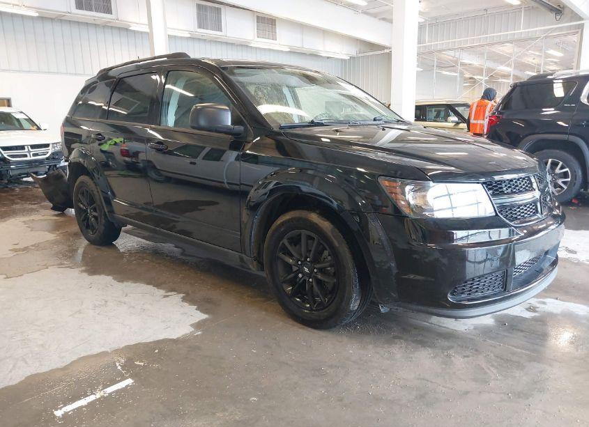 2020 Dodge Journey SE VALUE (VIN 3C4PDCAB5LT180023) main photo