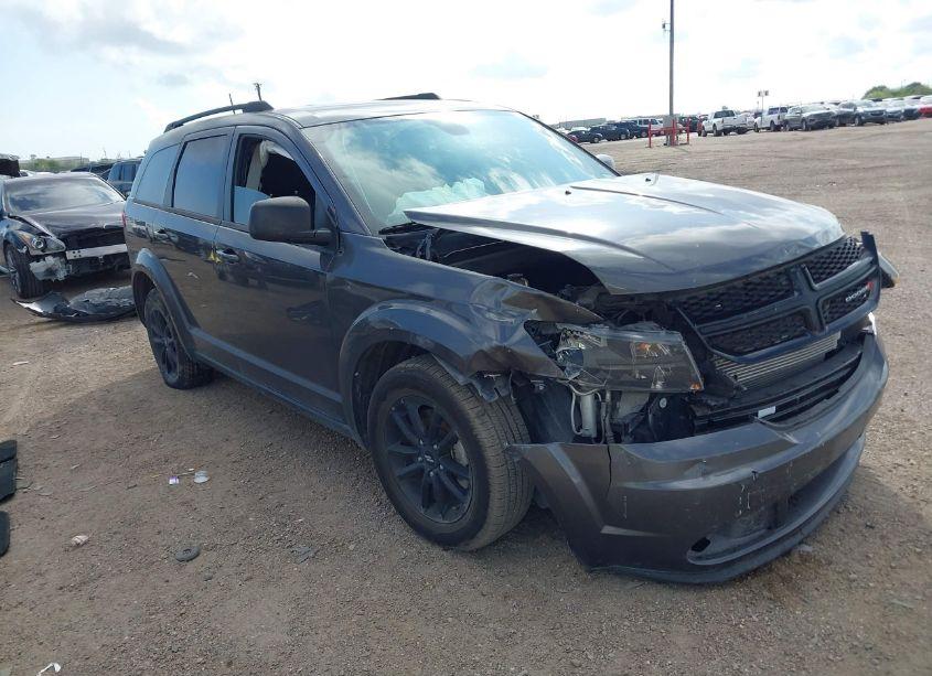 2020 Dodge Journey SE VALUE (VIN 3C4PDCAB5LT194939) main photo