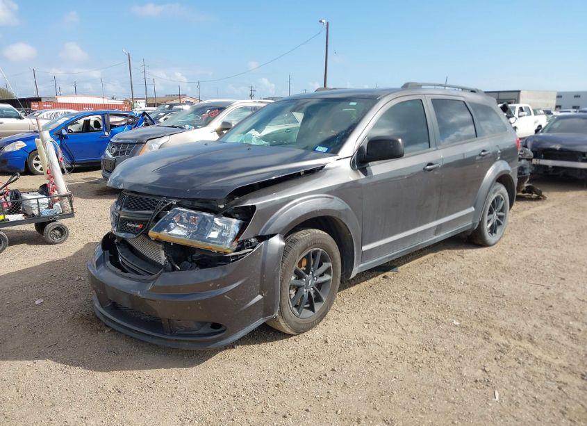 Photo 2 of 2020 Dodge Journey SE VALUE (VIN 3C4PDCAB5LT194939)