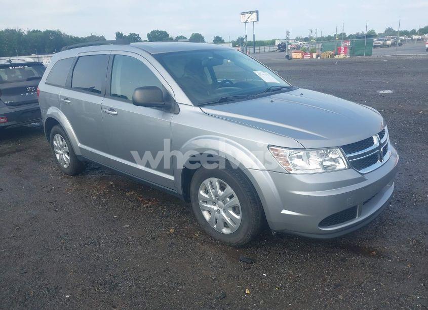 2020 Dodge Journey SE VALUE (VIN 3C4PDCAB5LT259112) main photo