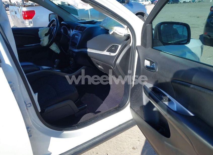 Photo 5 of 2020 Dodge Journey SE VALUE (VIN 3C4PDCAB5LT264407)