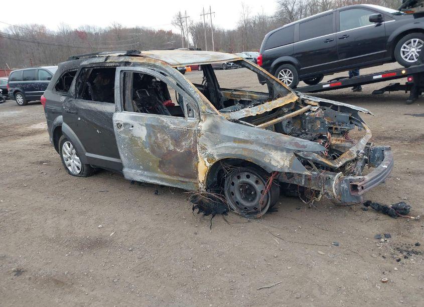 2015 Dodge Journey SE (VIN 3C4PDCAB6FT645235) main photo