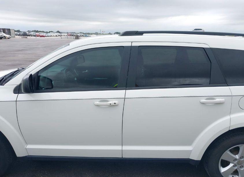 Photo 15 of 2016 Dodge Journey SE (VIN 3C4PDCAB6GT101366)