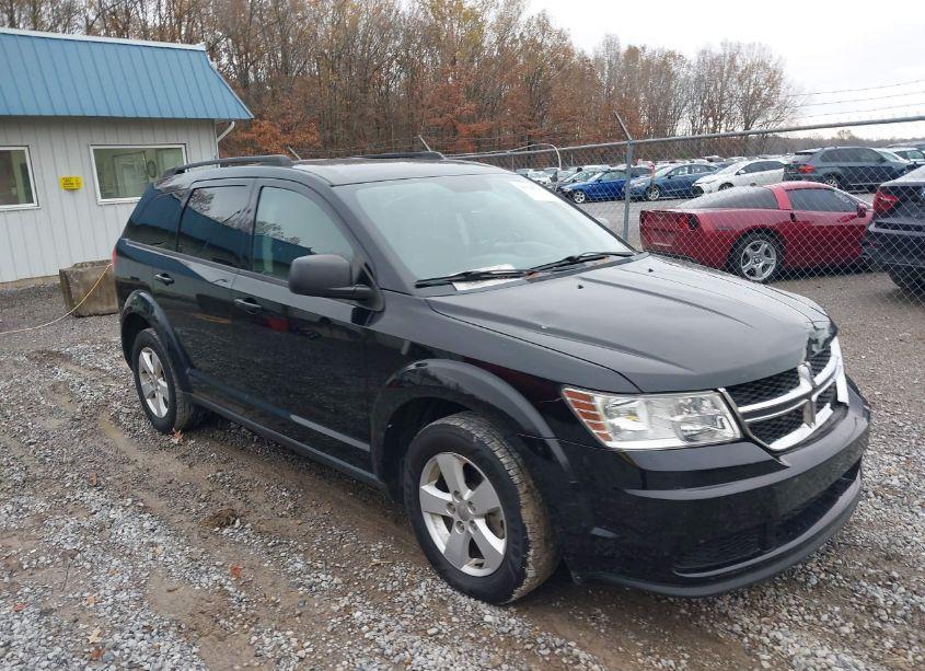 2016 Dodge Journey SE (VIN 3C4PDCAB6GT109841) main photo
