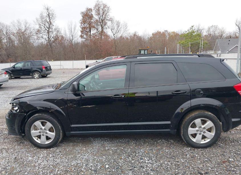 Photo 14 of 2016 Dodge Journey SE (VIN 3C4PDCAB6GT109841)