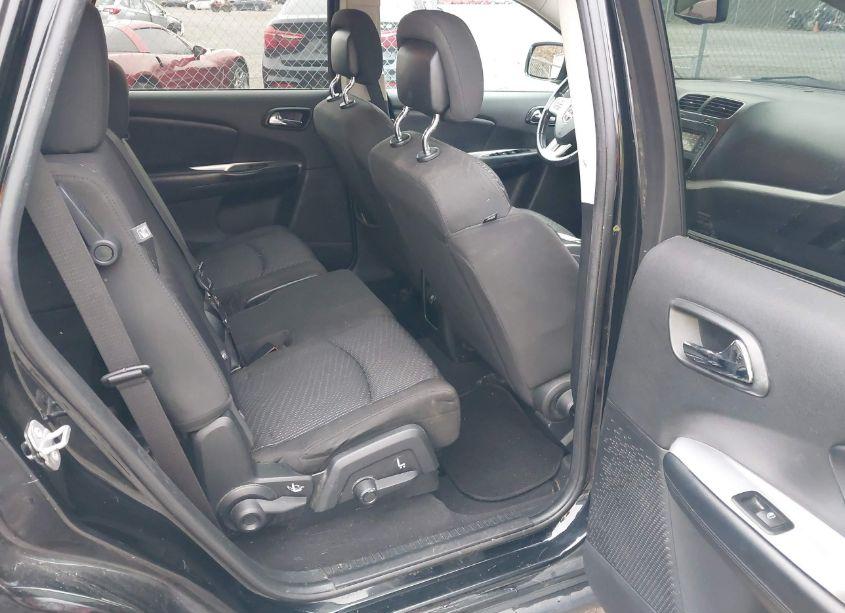 Photo 8 of 2016 Dodge Journey SE (VIN 3C4PDCAB6GT109841)