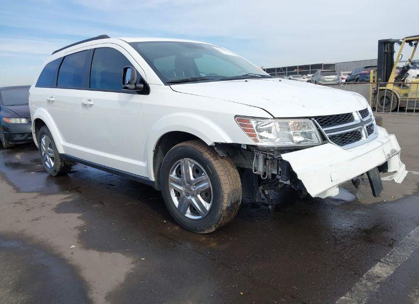 2016 Dodge Journey SE (VIN 3C4PDCAB6GT158456) main photo