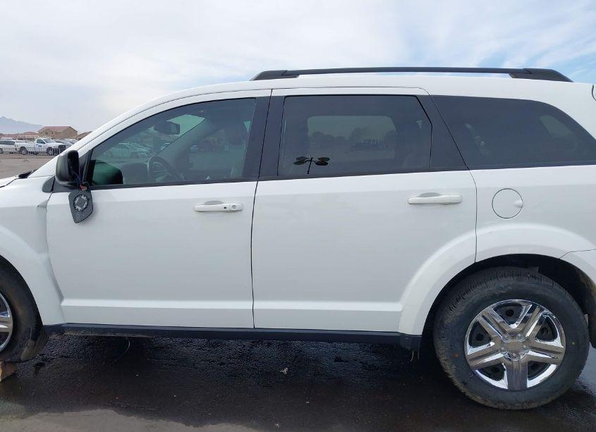 Photo 14 of 2016 Dodge Journey SE (VIN 3C4PDCAB6GT158456)