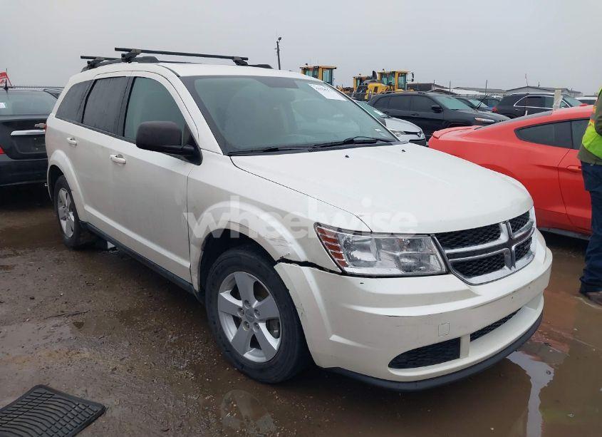 2016 Dodge Journey SE (VIN 3C4PDCAB6GT250263) main photo