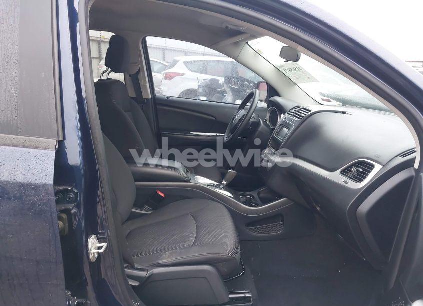 Photo 5 of 2017 Dodge Journey SE (VIN 3C4PDCAB6HT524496)