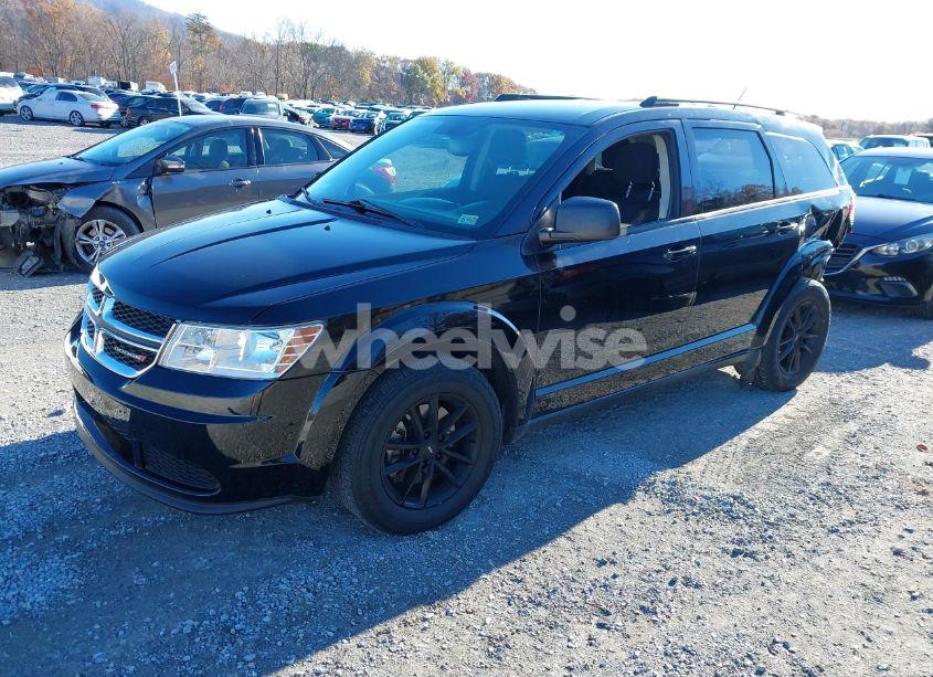 Photo 2 of 2017 Dodge Journey SE (VIN 3C4PDCAB6HT558793)