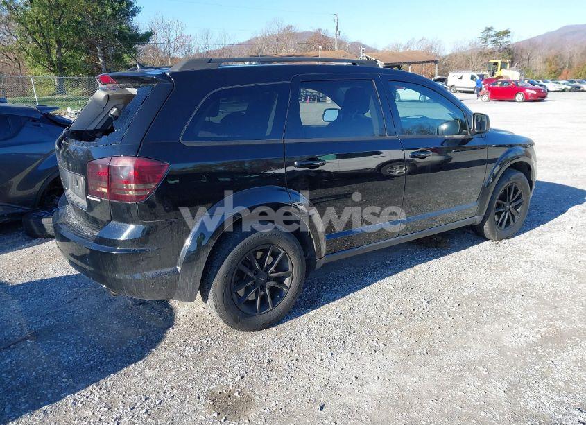 Photo 4 of 2017 Dodge Journey SE (VIN 3C4PDCAB6HT558793)