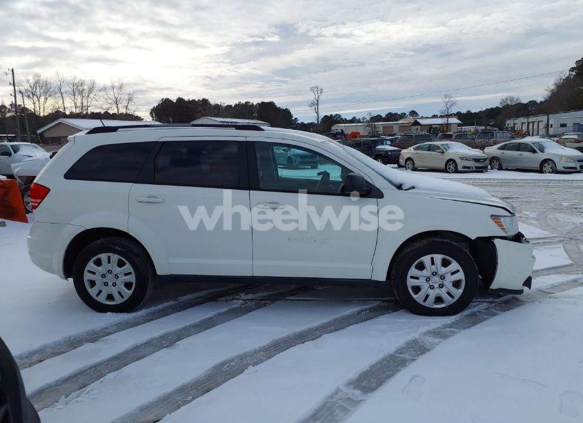 Photo 13 of 2017 Dodge Journey SE (VIN 3C4PDCAB6HT562875)