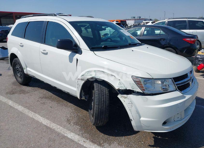 2017 Dodge Journey SE (VIN 3C4PDCAB6HT608298) main photo