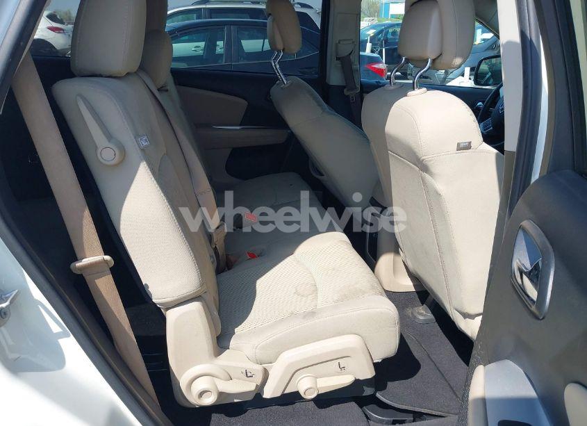 Photo 8 of 2017 Dodge Journey SE (VIN 3C4PDCAB6HT608298)