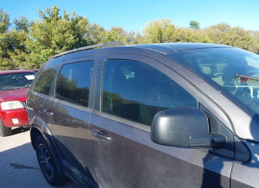 Photo 13 of 2017 Dodge Journey SE (VIN 3C4PDCAB6HT637266)