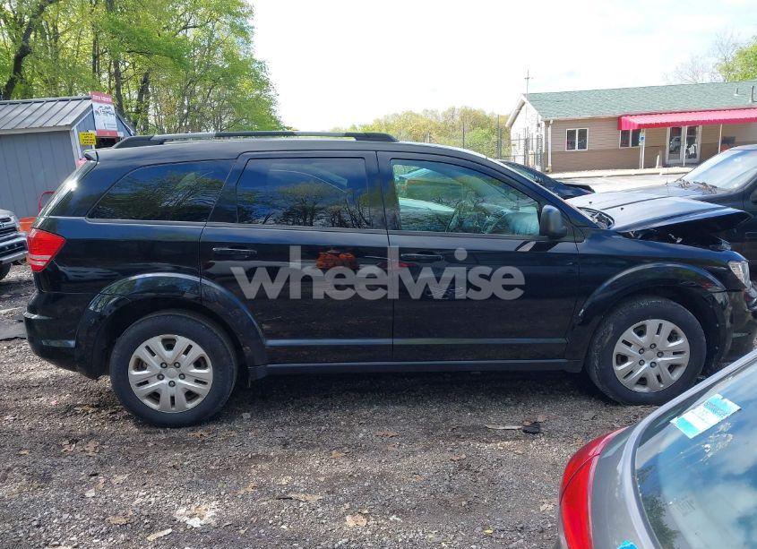 Photo 13 of 2017 Dodge Journey SE (VIN 3C4PDCAB6HT697631)