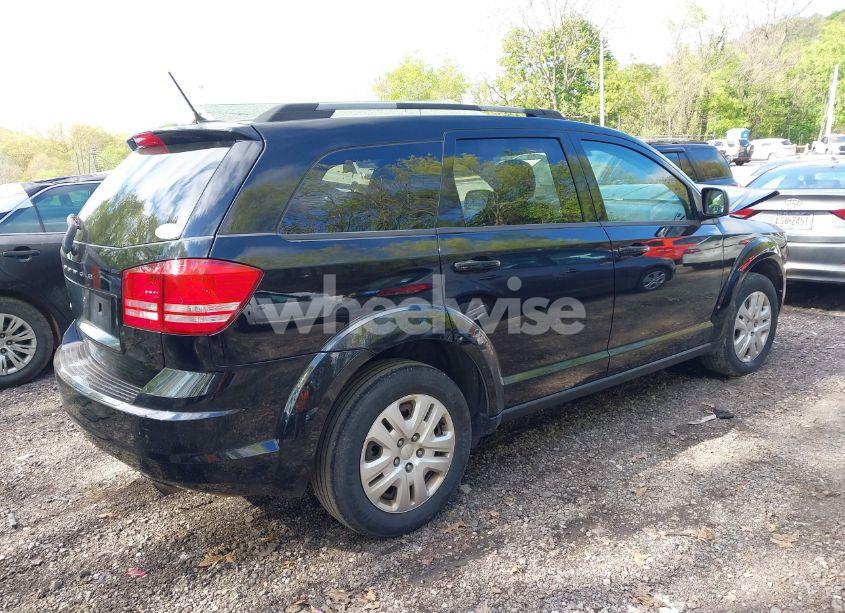 Photo 4 of 2017 Dodge Journey SE (VIN 3C4PDCAB6HT697631)