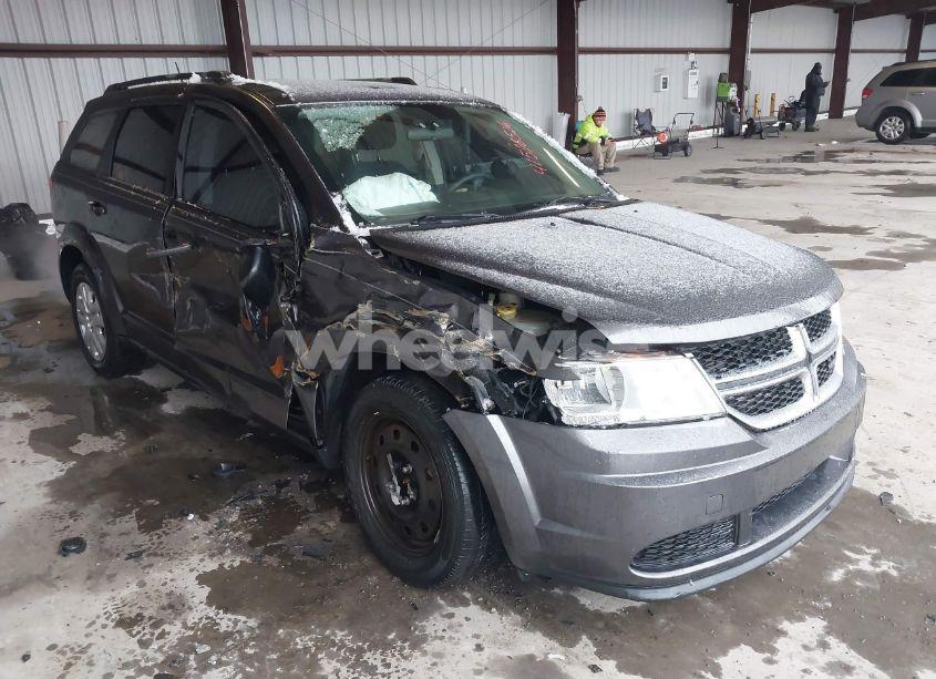 2017 Dodge Journey SE (VIN 3C4PDCAB6HT708434) main photo