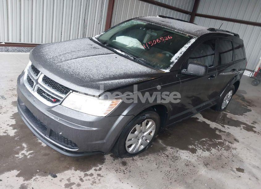 Photo 2 of 2017 Dodge Journey SE (VIN 3C4PDCAB6HT708434)