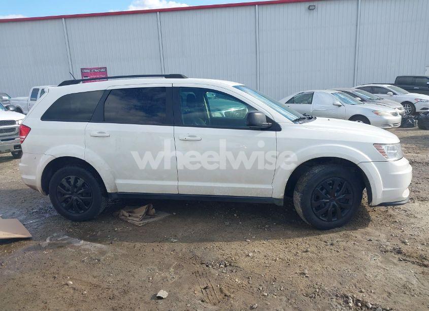 Photo 13 of 2018 Dodge Journey SE (VIN 3C4PDCAB6JT183669)