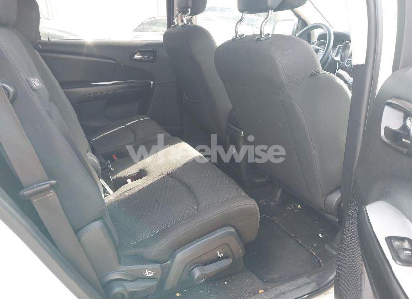 Photo 8 of 2018 Dodge Journey SE (VIN 3C4PDCAB6JT183669)