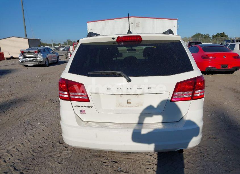 Photo 16 of 2018 Dodge Journey SE (VIN 3C4PDCAB6JT184062)