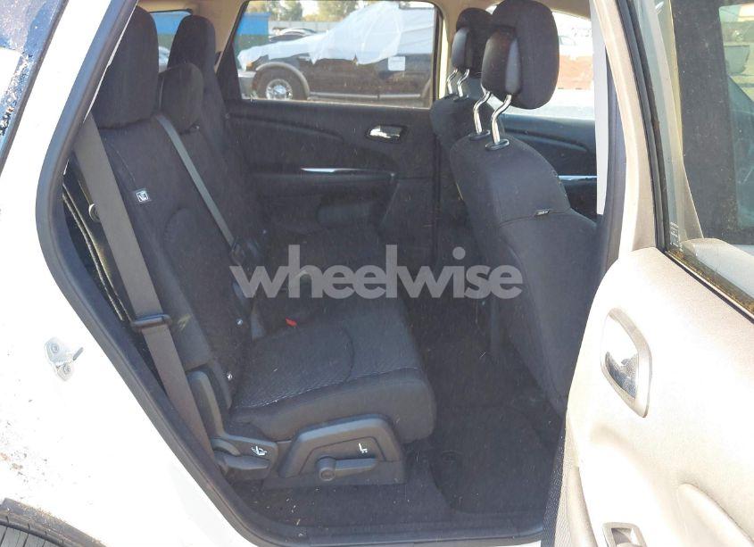 Photo 8 of 2018 Dodge Journey SE (VIN 3C4PDCAB6JT184062)