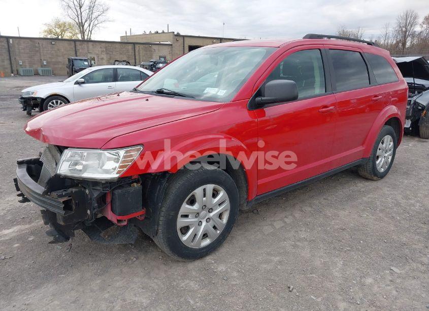 Photo 2 of 2018 Dodge Journey SE (VIN 3C4PDCAB6JT184451)