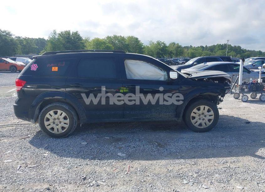 Photo 13 of 2018 Dodge Journey SE (VIN 3C4PDCAB6JT253686)