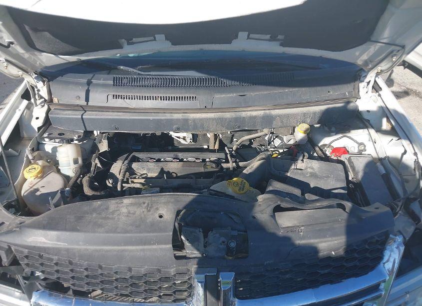 Photo 10 of 2018 Dodge Journey SE (VIN 3C4PDCAB6JT310422)