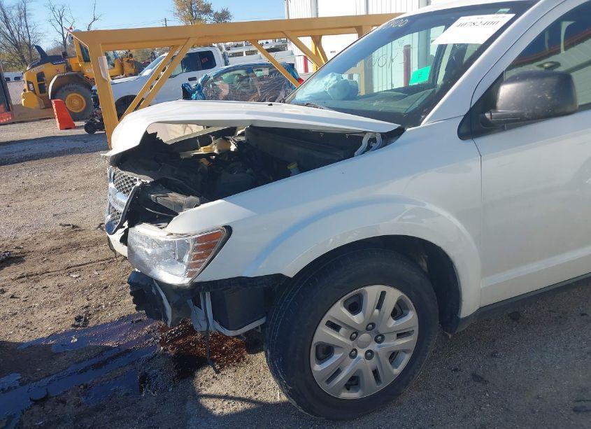 Photo 17 of 2018 Dodge Journey SE (VIN 3C4PDCAB6JT310422)