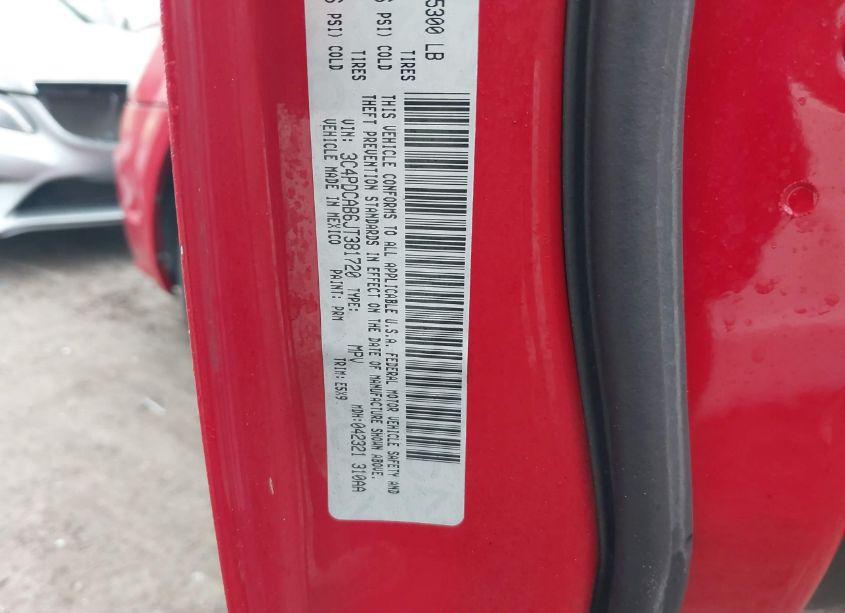 Photo 9 of 2018 Dodge Journey SE (VIN 3C4PDCAB6JT381720)