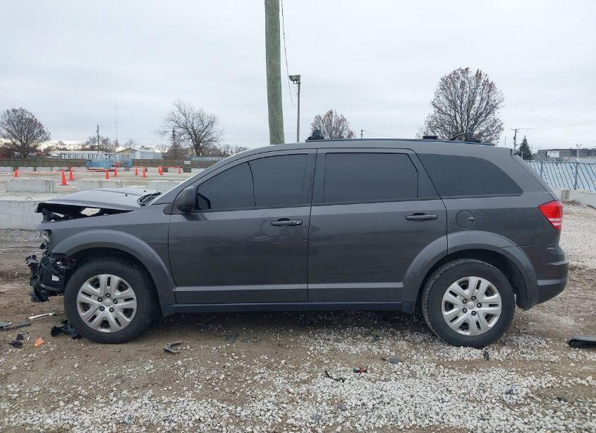 Photo 14 of 2018 Dodge Journey SE (VIN 3C4PDCAB6JT382902)
