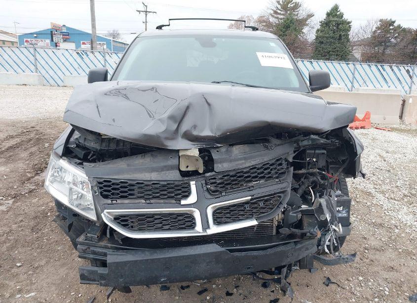 Photo 6 of 2018 Dodge Journey SE (VIN 3C4PDCAB6JT382902)