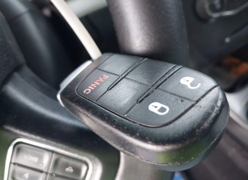 Photo 11 of 2018 Dodge Journey SE (VIN 3C4PDCAB6JT383967)