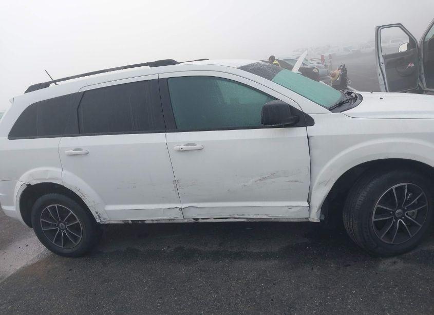Photo 13 of 2018 Dodge Journey SE (VIN 3C4PDCAB6JT383967)