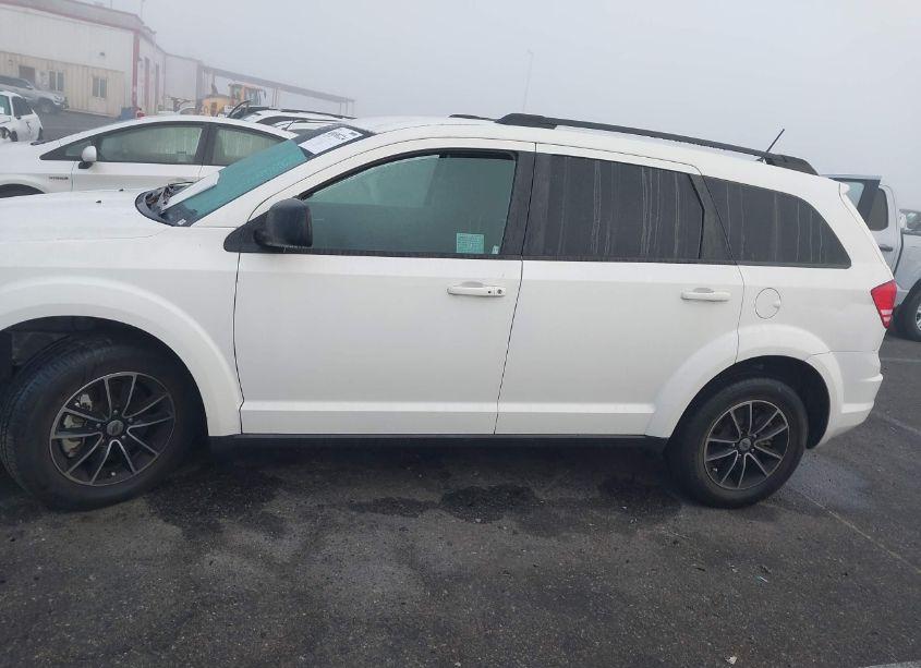 Photo 14 of 2018 Dodge Journey SE (VIN 3C4PDCAB6JT383967)