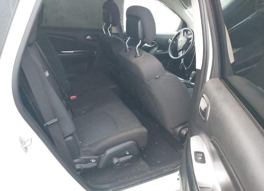 Photo 8 of 2018 Dodge Journey SE (VIN 3C4PDCAB6JT383967)