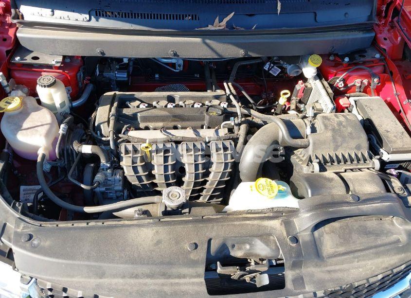 Photo 10 of 2018 Dodge Journey SE (VIN 3C4PDCAB6JT384133)