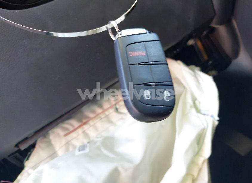 Photo 11 of 2018 Dodge Journey SE (VIN 3C4PDCAB6JT384133)