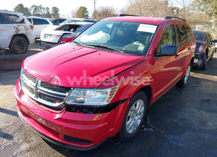 Photo 2 of 2018 Dodge Journey SE (VIN 3C4PDCAB6JT384133)