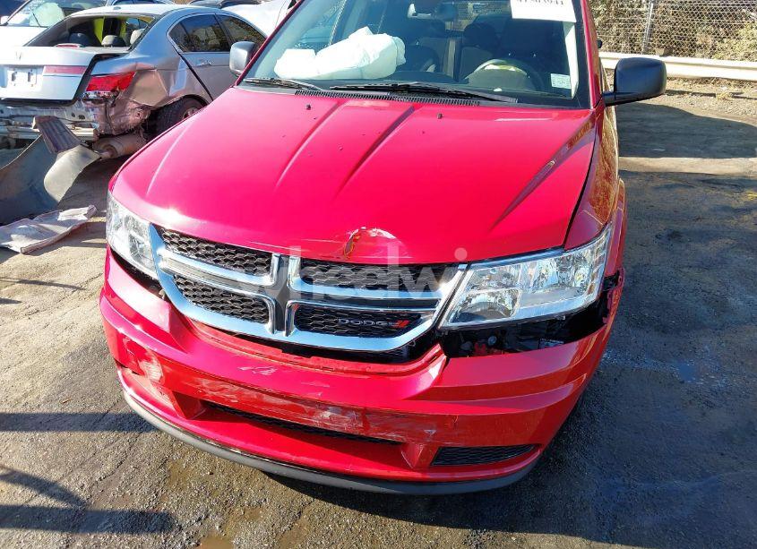 Photo 6 of 2018 Dodge Journey SE (VIN 3C4PDCAB6JT384133)
