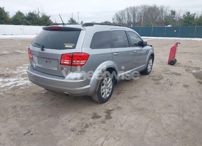 Photo 4 of 2018 Dodge Journey SE (VIN 3C4PDCAB6JT421424)