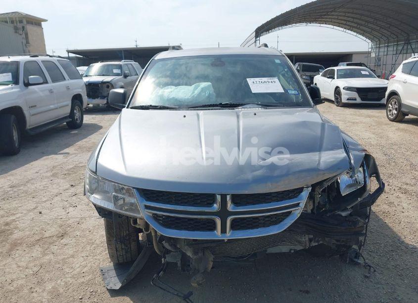 Photo 12 of 2018 Dodge Journey SE (VIN 3C4PDCAB6JT439552)