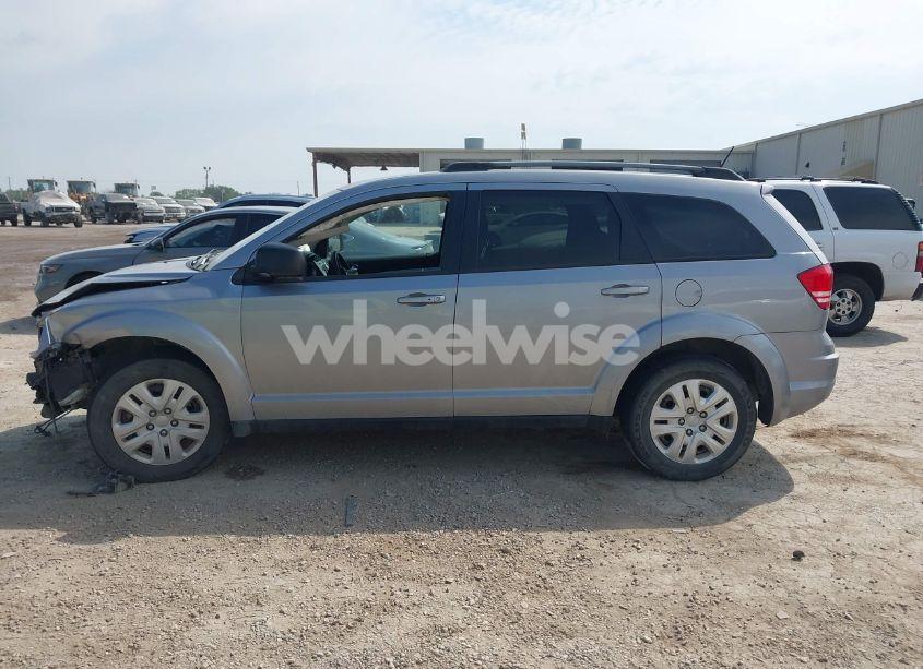 Photo 14 of 2018 Dodge Journey SE (VIN 3C4PDCAB6JT439552)