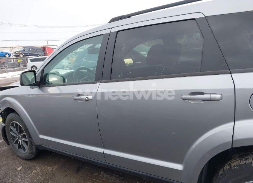 Photo 14 of 2018 Dodge Journey SE (VIN 3C4PDCAB6JT448607)