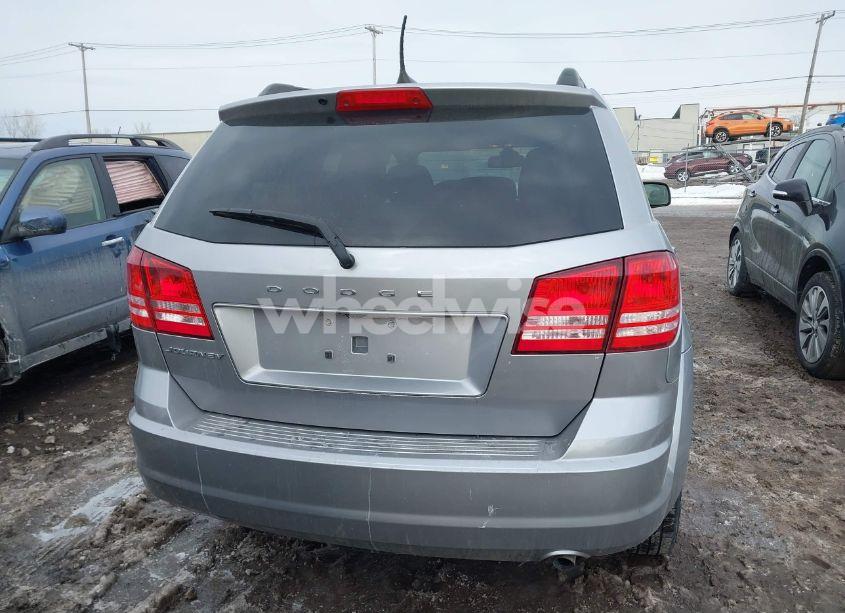 Photo 16 of 2018 Dodge Journey SE (VIN 3C4PDCAB6JT448607)