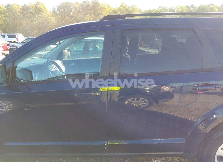 Photo 15 of 2018 Dodge Journey SE (VIN 3C4PDCAB6JT474561)