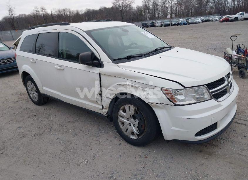 2018 Dodge Journey SE (VIN 3C4PDCAB6JT491005) main photo
